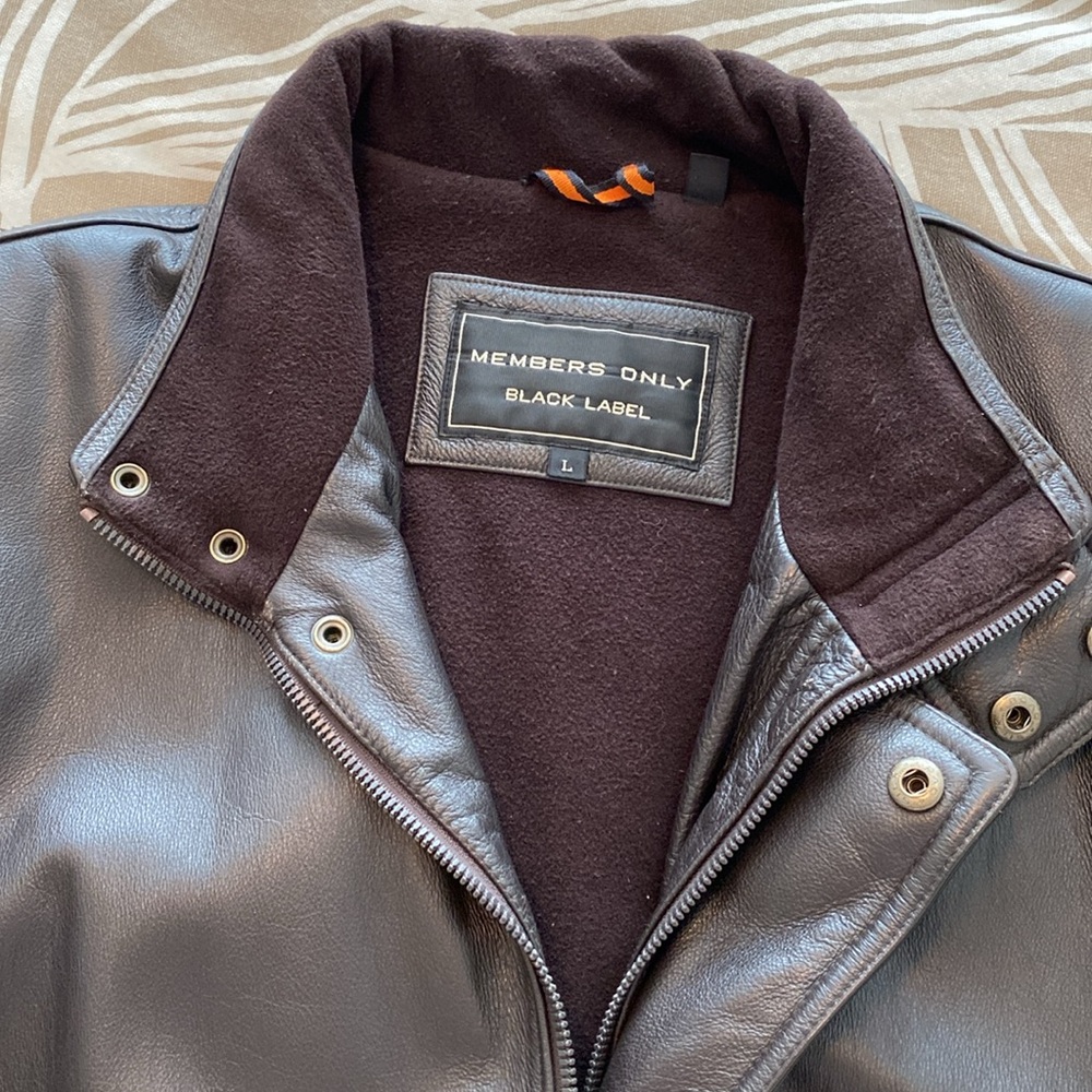 MEMBERS ONLY vintage leather coat 🔥 - Picture 3 of 16